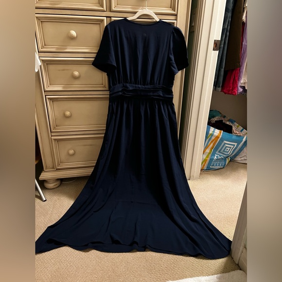 NWT Navy Blue Maxi Dress - Picture 5 of 6